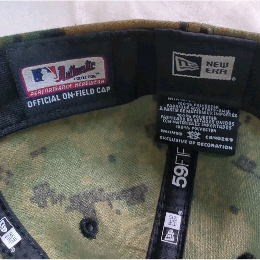 New Era Chicago Cubs Hat Sz 7 1/8 Digital Camouflage 59Fifty On-Field USA Made